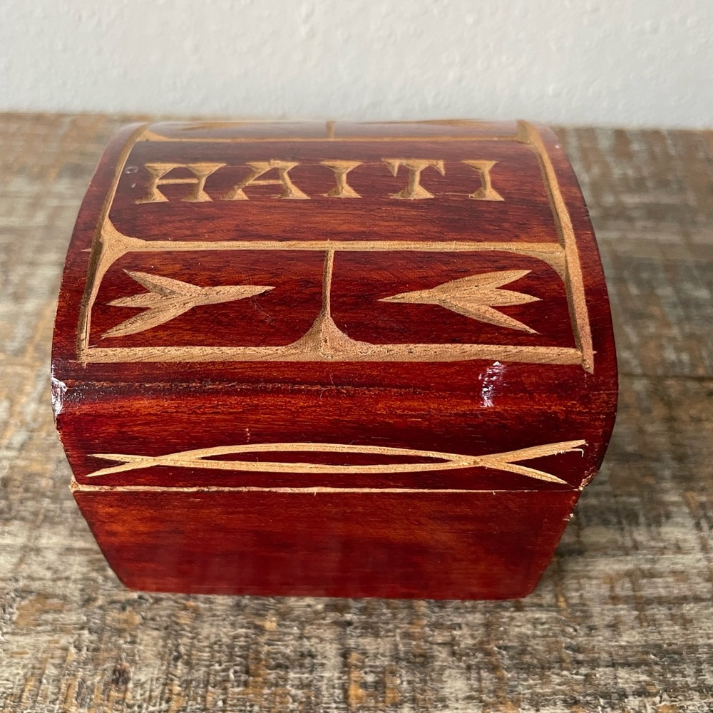 Wooden trinket box with carved ‘Haiti’ engraving